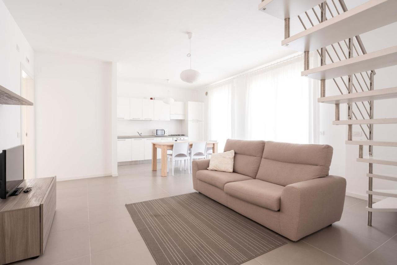 Finisterrae 6 Immobiliare Living Apartment